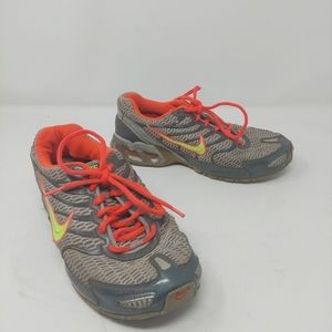 Nike Air Torch 4 Grey Volt Punch Athleisure Sneakers Running Shoes Size 7.5